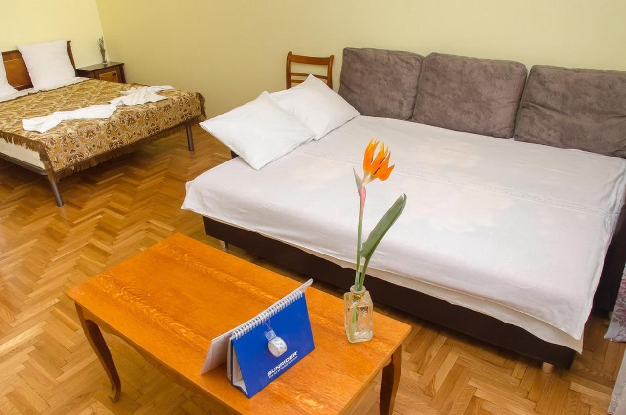 Apartament Na Adamkovskoy Appartamento Brest Esterno foto